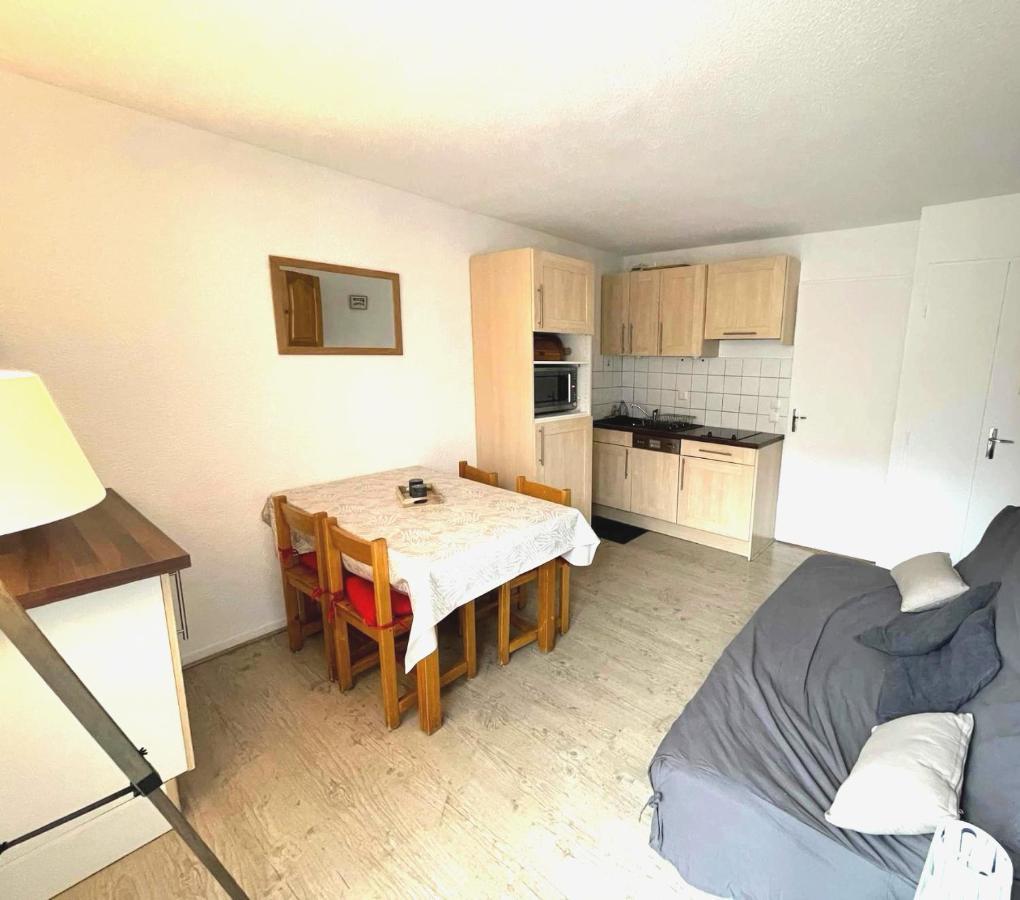 Appartement Les deux Alpes : charmant studio, quartier Vénosc Extérieur photo